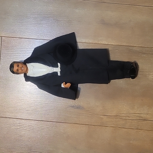 Ken As Rhett Butler Doll - Picture 3 of 4